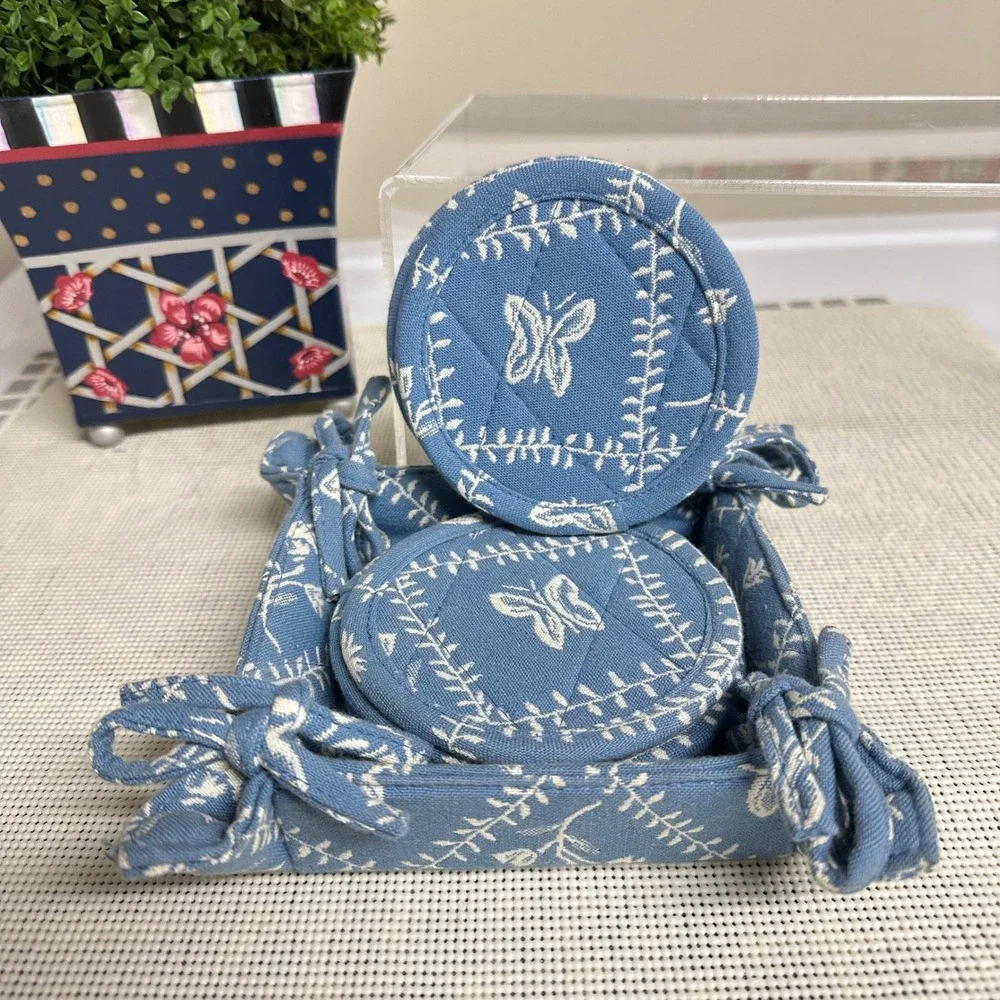 Pierre Deux Blue White Quilted 100% Coton Coasters 6 pc with Tray Vintage — Rare